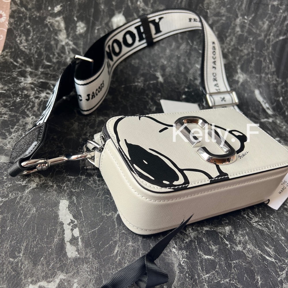 MARC JACOBS snapshot - Picture 3 of 12